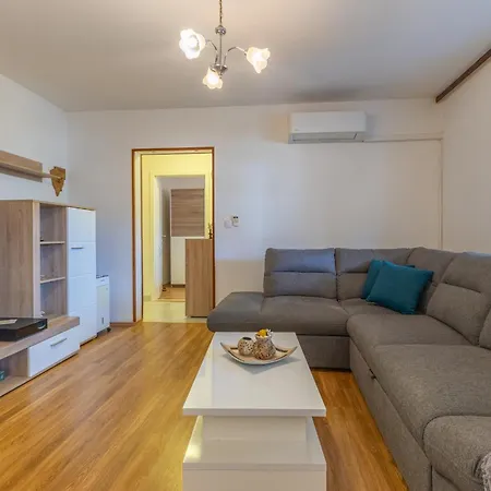 Ema Appartement *